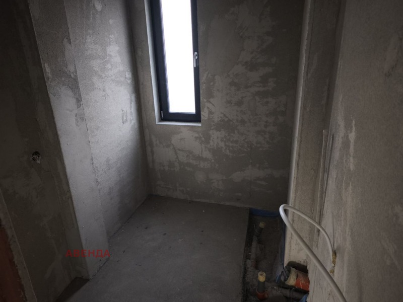 Продава КЪЩА, гр. София, м-т Детски град, снимка 10 - Къщи - 52721912