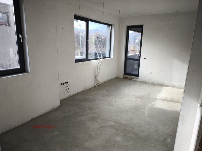 Продава КЪЩА, гр. София, м-т Детски град, снимка 9 - Къщи - 52721912