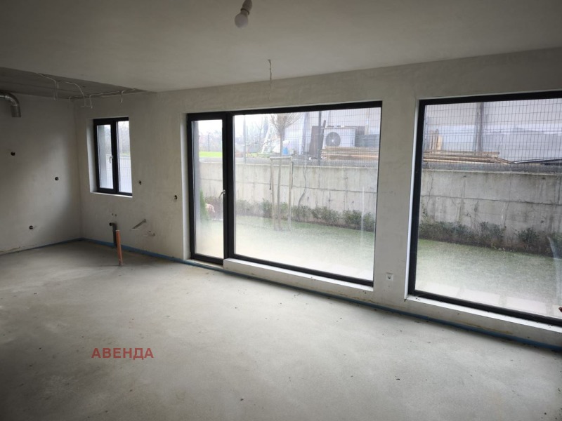 Продава КЪЩА, гр. София, м-т Детски град, снимка 4 - Къщи - 52721912