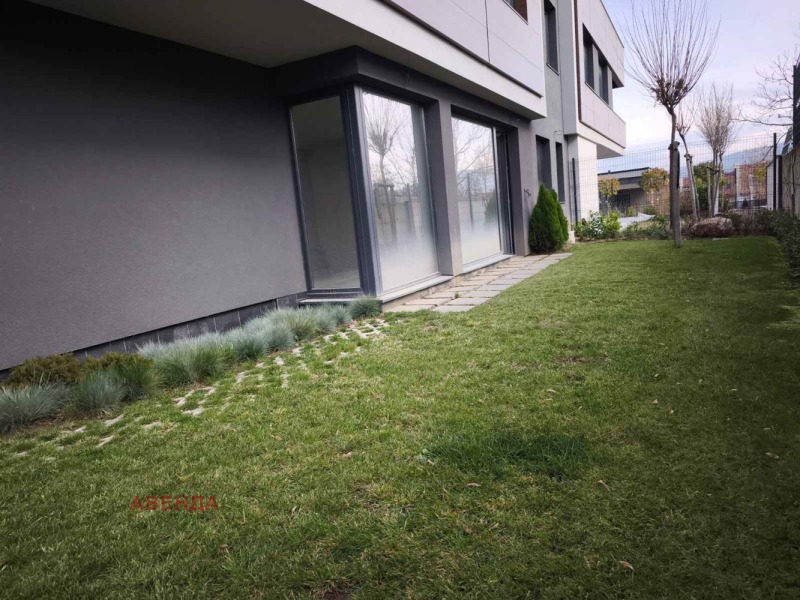 Продава КЪЩА, гр. София, м-т Детски град, снимка 5 - Къщи - 52721912