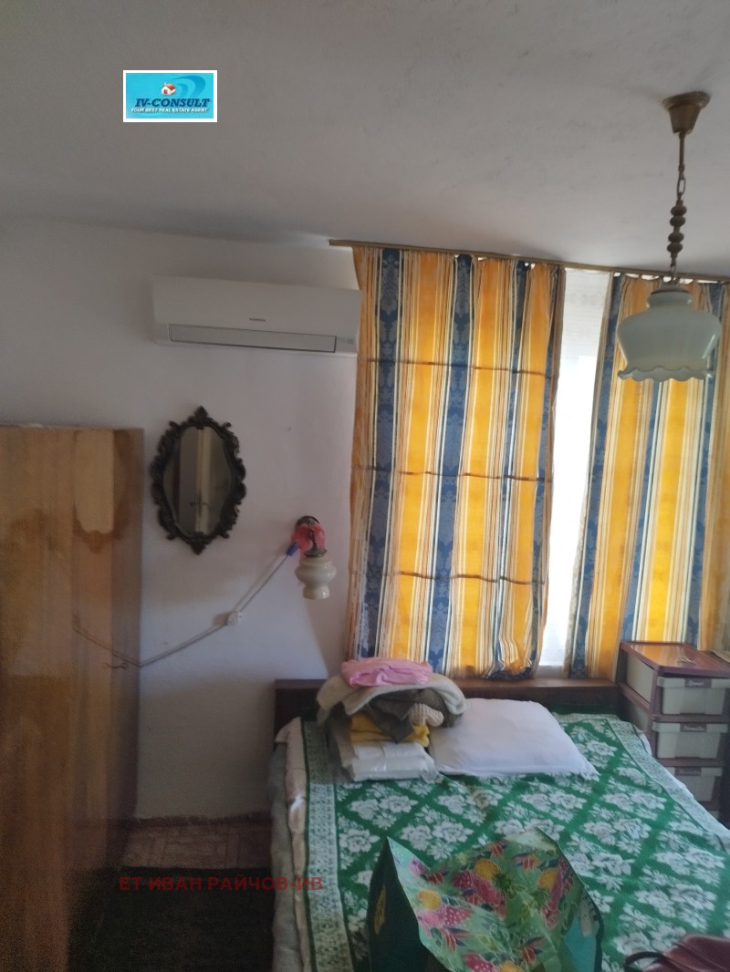 Продава КЪЩА, гр. Дупница, област Кюстендил, снимка 6 - Къщи - 53271469