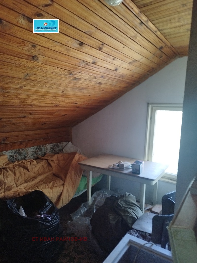 Продава КЪЩА, гр. Дупница, област Кюстендил, снимка 9 - Къщи - 53271469