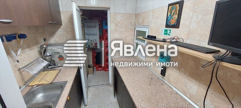 Продава МАГАЗИН, гр. Бургас, област Бургас, снимка 4 - Магазини - 53880403