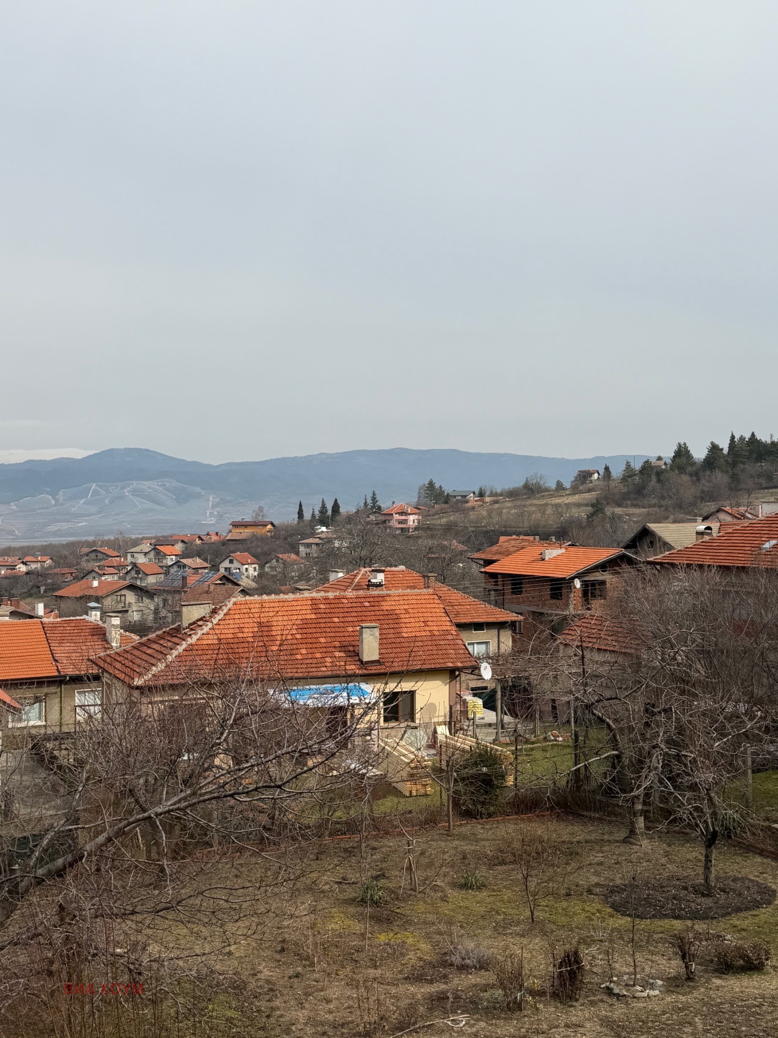 Продава КЪЩА, с. Овчарци, област Кюстендил