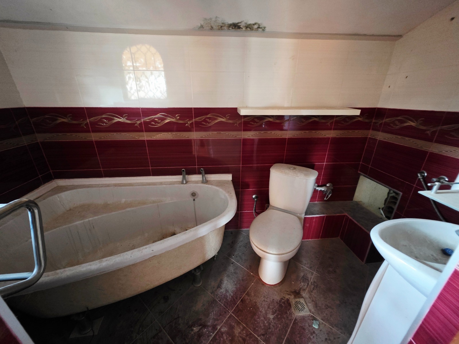 Продава КЪЩА, с. Климентово, област Варна, снимка 16 - Къщи - 55573117