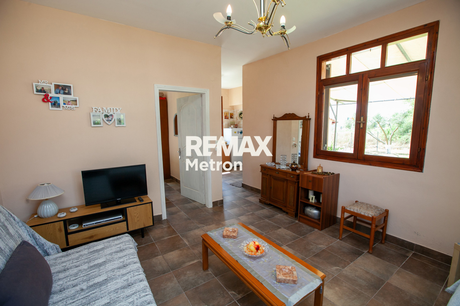 Продава КЪЩА, Извън страната, област Извън страната, снимка 8 - Къщи - 55613990