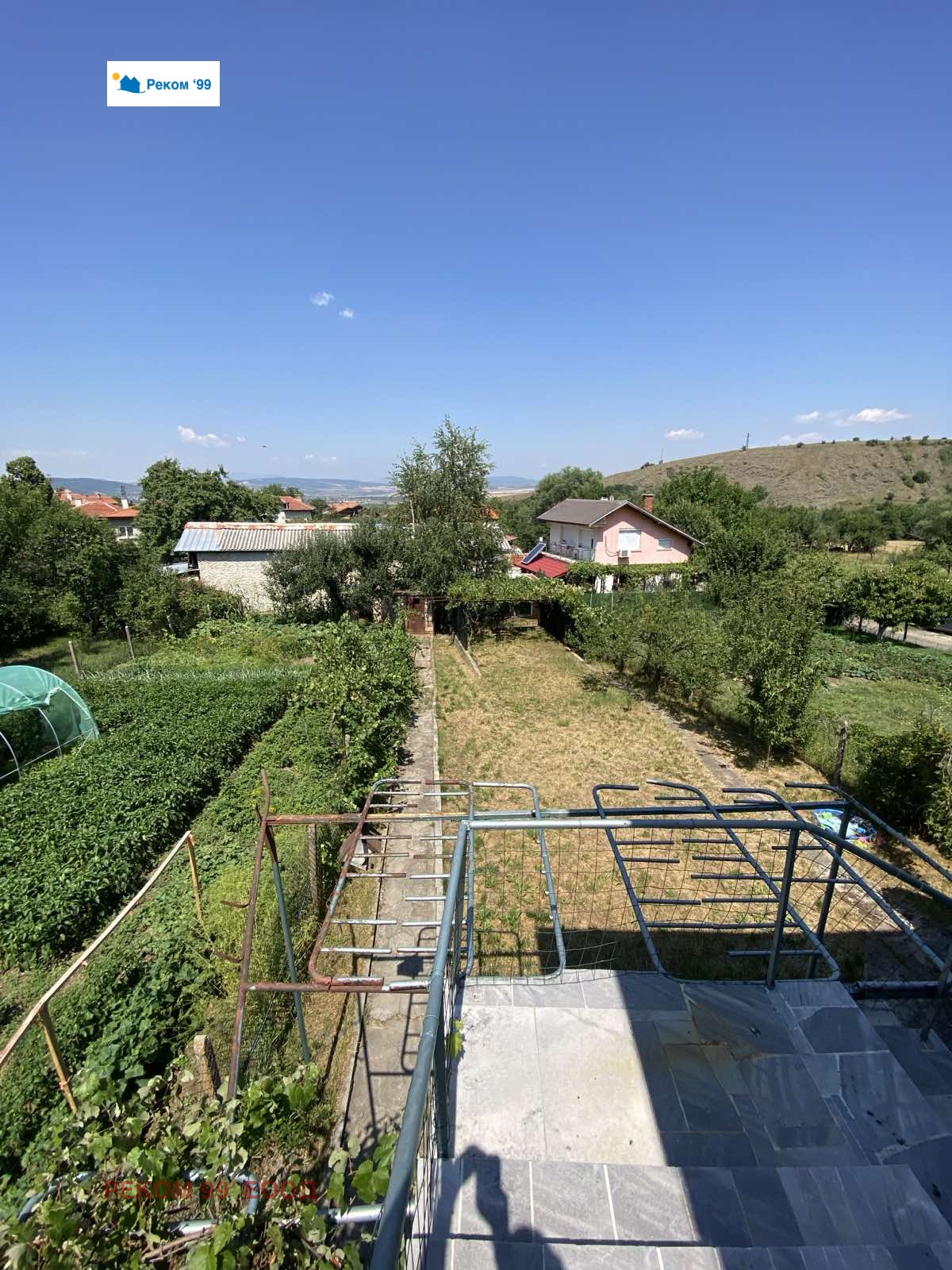 Продава КЪЩА, с. Ресилово, област Кюстендил