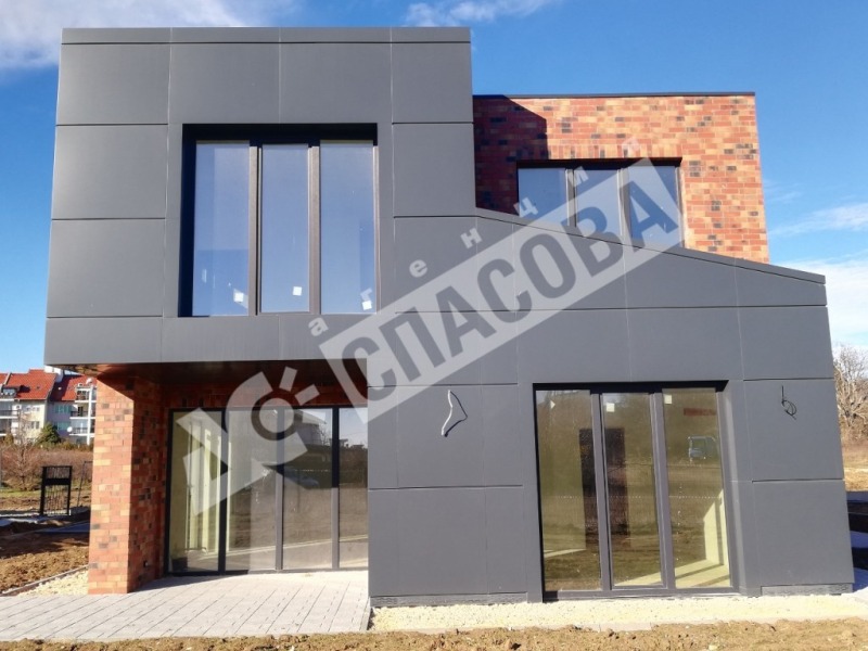 Продава КЪЩА в град Варна, Виница - 223 кв.м / 535 200 € » 1 046 760.22 лв., АГЕНЦИЯ СПАСОВА
