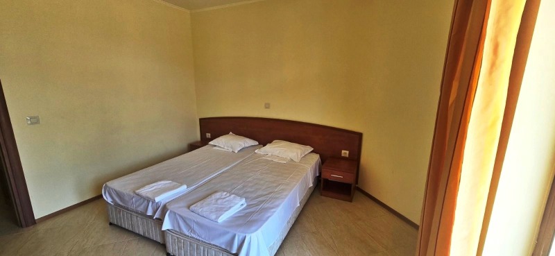 Zu verkaufen  1 Schlafzimmer region Burgas , k.k. Slantschew brjag , 71 qm | 98984062 - Bild [6]