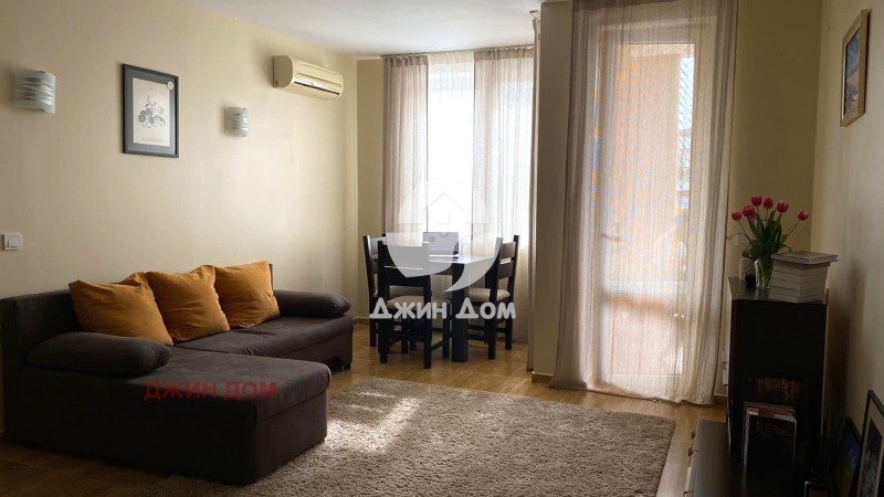 Продава  2-стаен област Бургас , гр. Свети Влас , 68 кв.м | 18295415