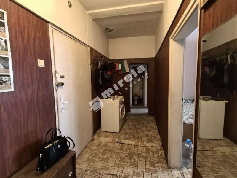 Продается  1 спальня Ямбол , Център , 65 кв.м | 31937896 - изображение [6]