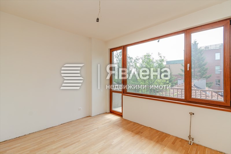 Te koop  3 slaapkamers Sofia , Iztok , 265 m² | 32066413 - afbeelding [7]