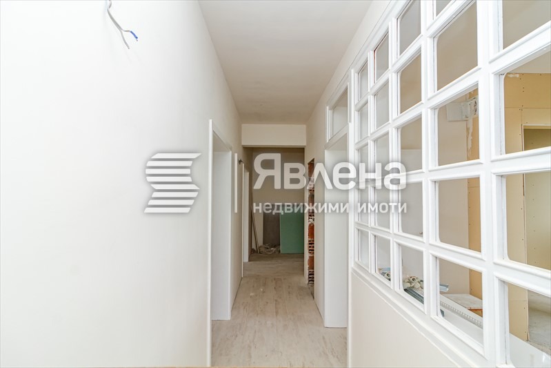 Продава 4-СТАЕН, гр. София, Изток, снимка 9 - Aпартаменти - 47625848