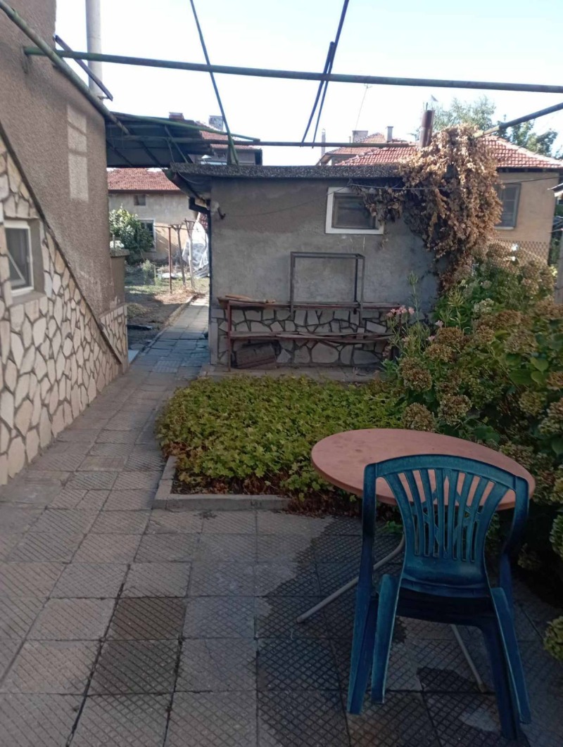 Продава  Къща, област Пловдив, гр. Стамболийски • 90 000 EUR • ID 53986019 — holmes.bg - [1] 