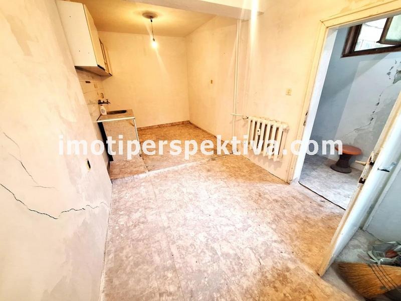 Продава КЪЩА, гр. Пловдив, Кършияка, снимка 6 - Къщи - 53313065