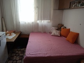 1 Schlafzimmer Kjutschuk Parisch, Plowdiw 3