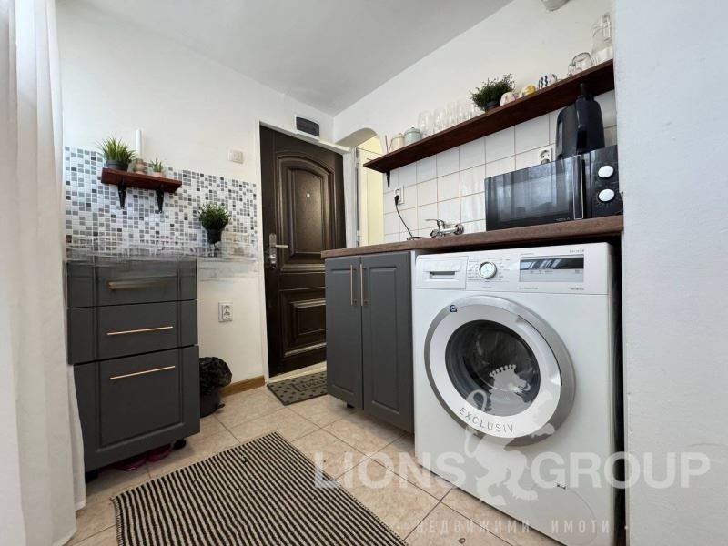 En venta  Estudio Varna , Chayka , 25 metros cuadrados | 67887846