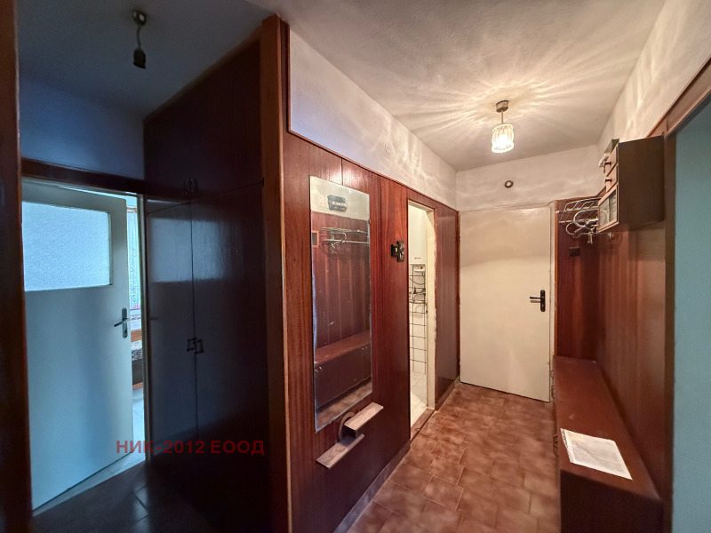 Продава  3-стаен град Шумен , Томбул джамия , 85 кв.м | 82811262 - изображение [4]