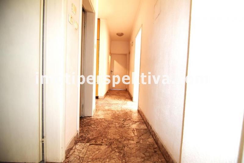 Продава 3-СТАЕН, гр. Пловдив, Кършияка, снимка 16 - Апартаменти - 53860342