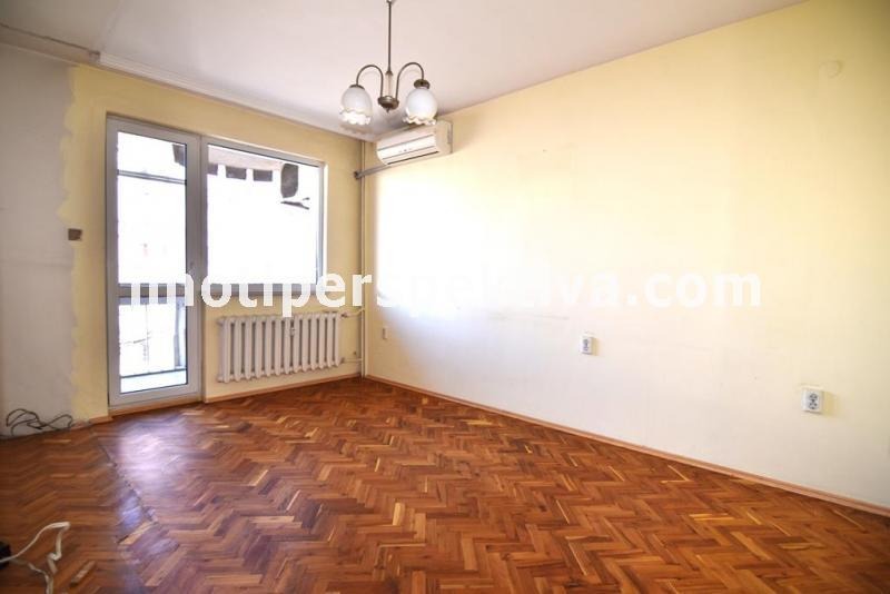 Продава 3-СТАЕН, гр. Пловдив, Кършияка, снимка 3 - Апартаменти - 53860342