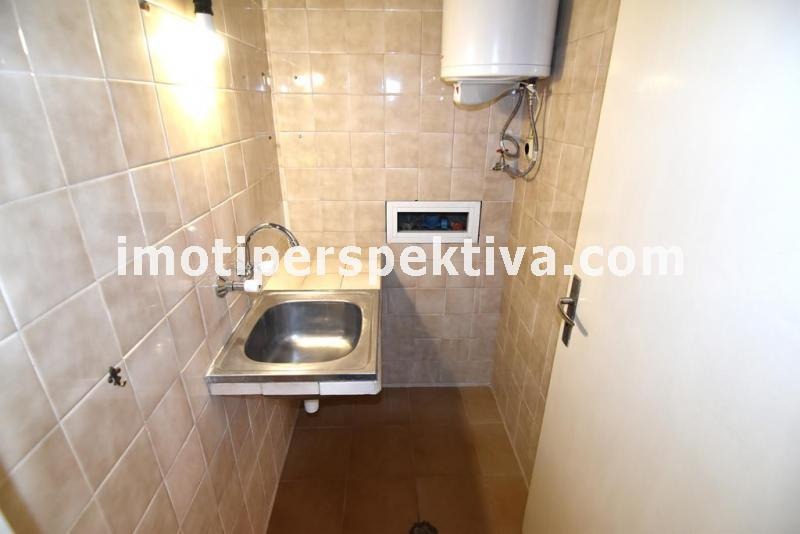 Продава 3-СТАЕН, гр. Пловдив, Кършияка, снимка 13 - Апартаменти - 53860342