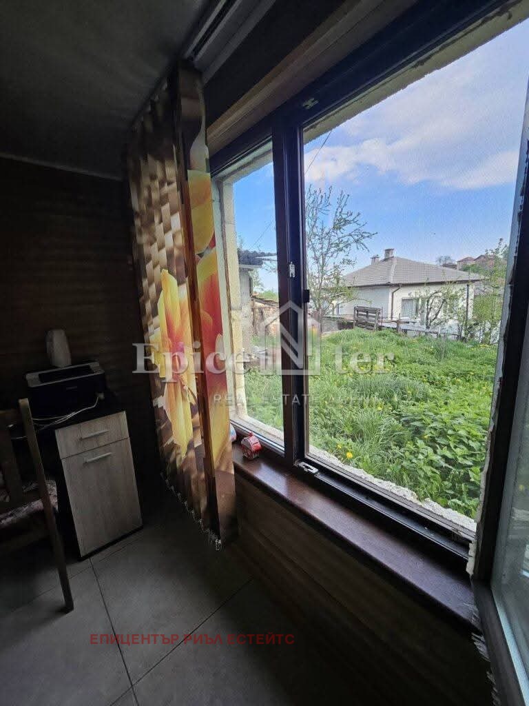 En venta  Casa Pernik , Ralitsa , 230 metros cuadrados | 62200539 - imagen [8]