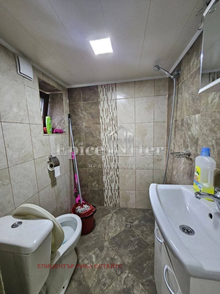 En venta  Casa Pernik , Ralitsa , 230 metros cuadrados | 62200539 - imagen [5]