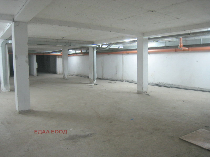 Продаја  Гараге Софија , Лјулин - центар , 640 м2 | 52883910 - слика [4]