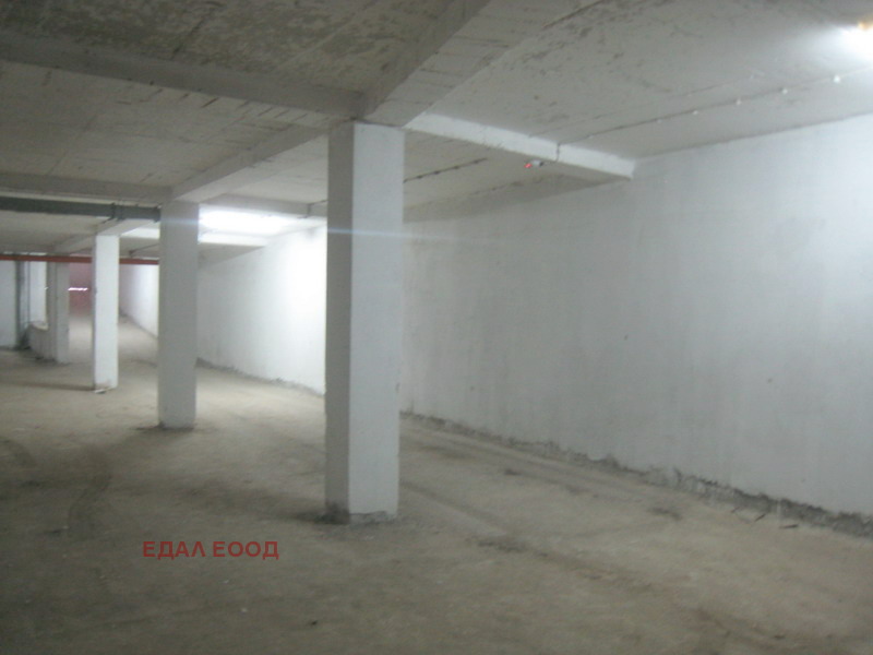 Продаја  Гараге Софија , Лјулин - центар , 640 м2 | 52883910 - слика [5]
