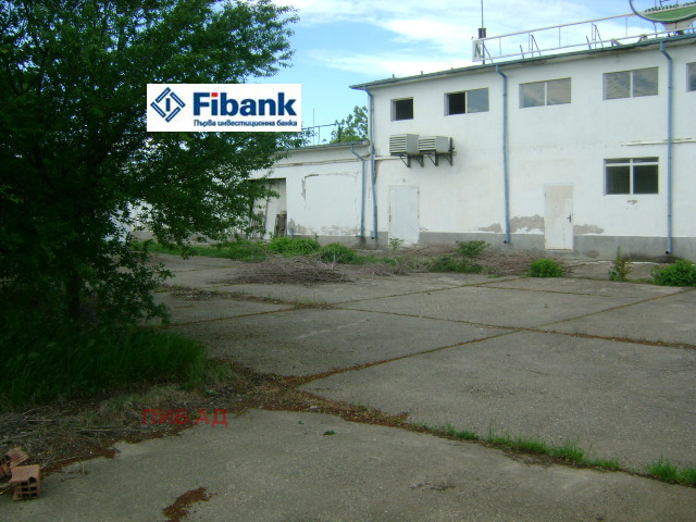 For Sale  Industrial building region Lovech , Letnitsa , 12100 sq.m | 78452635 - image [2]