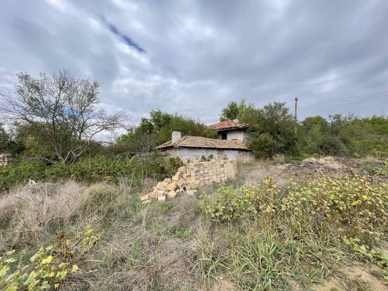 Till salu  Komplott region Shumen , Kjulevtja , 5161 kvm | 70975540 - bild [2]