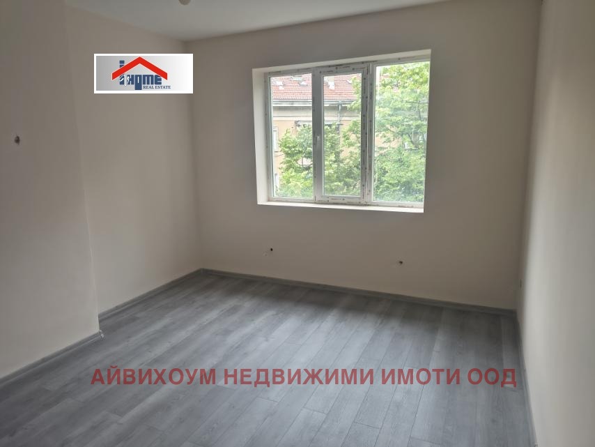 Продава 3-СТАЕН, гр. Плевен, Идеален център, снимка 14 - Апартаменти - 54280242