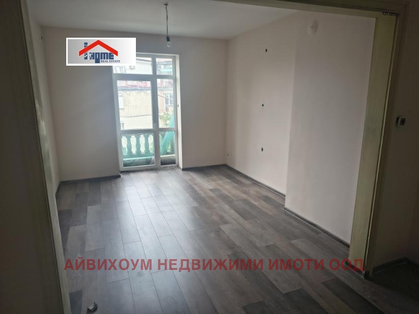 Продава 3-СТАЕН, гр. Плевен, Идеален център, снимка 17 - Апартаменти - 54280242