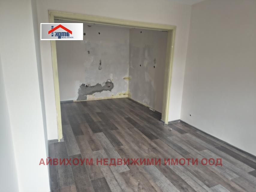 Продава 3-СТАЕН, гр. Плевен, Идеален център, снимка 16 - Апартаменти - 54280242