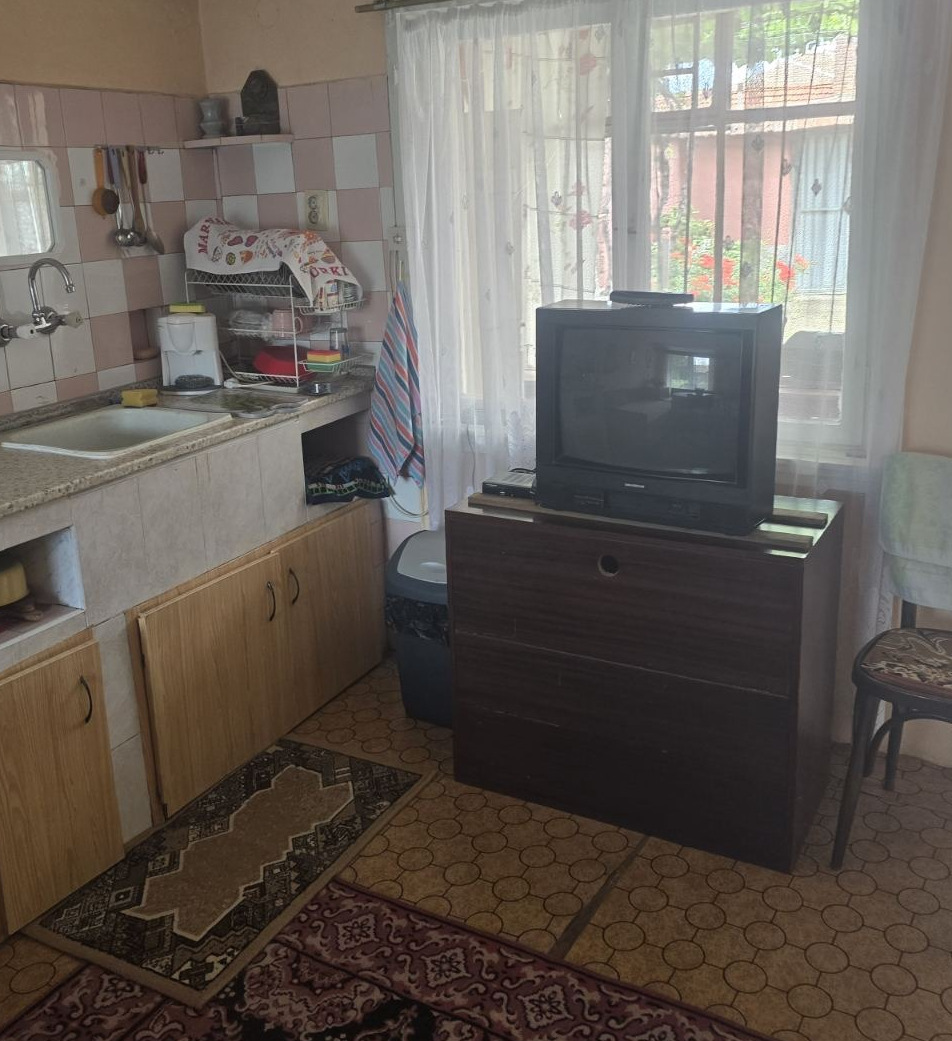 Продава КЪЩА, с. Трилистник, област Пловдив, снимка 4 - Къщи - 55884358
