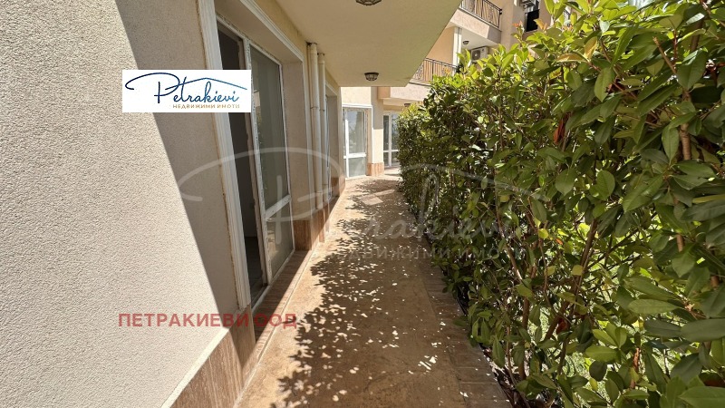 Продава 2-СТАЕН в област Бургас, гр. Свети Влас - 53 кв.м / 104 800 € » 204 970.98 лв., ПЕТРАКИЕВИ ООД