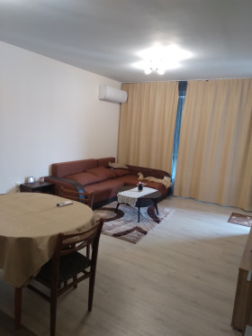 1 quarto Ostromila, Plovdiv 3