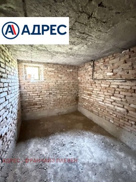 ������� ���� | Imot.bg � ����� ������ 12