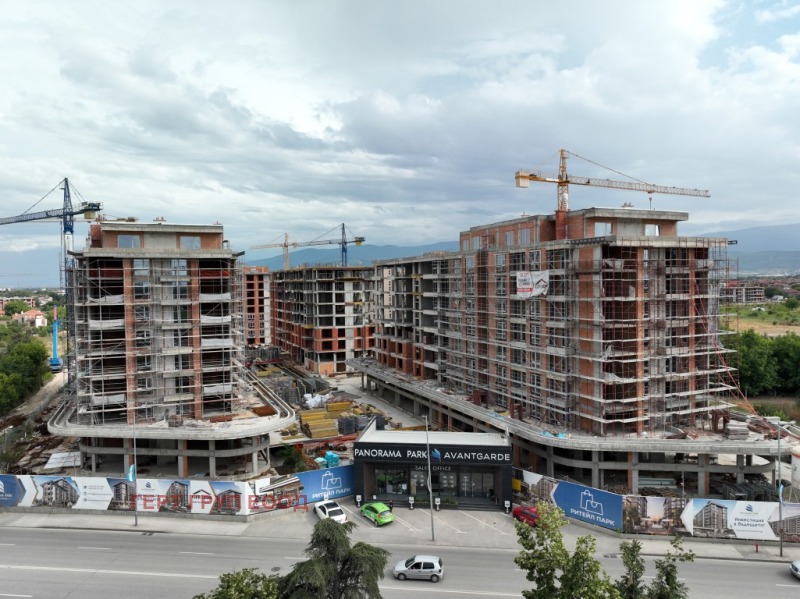 De vânzare  1 dormitor Plovdiv , Hristo Smirnensci , 74 mp | 17079058