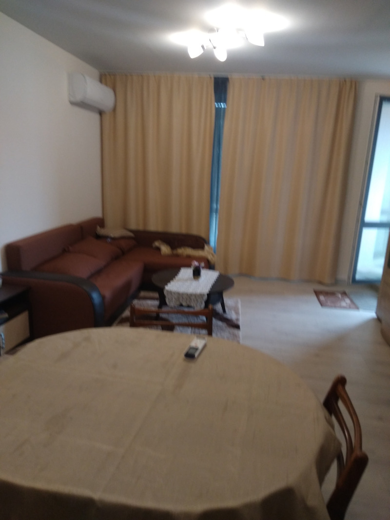 Продава  2-стаен, град Пловдив, Остромила •  135 000 EUR • ID 19895509 — holmes.bg - [1] 