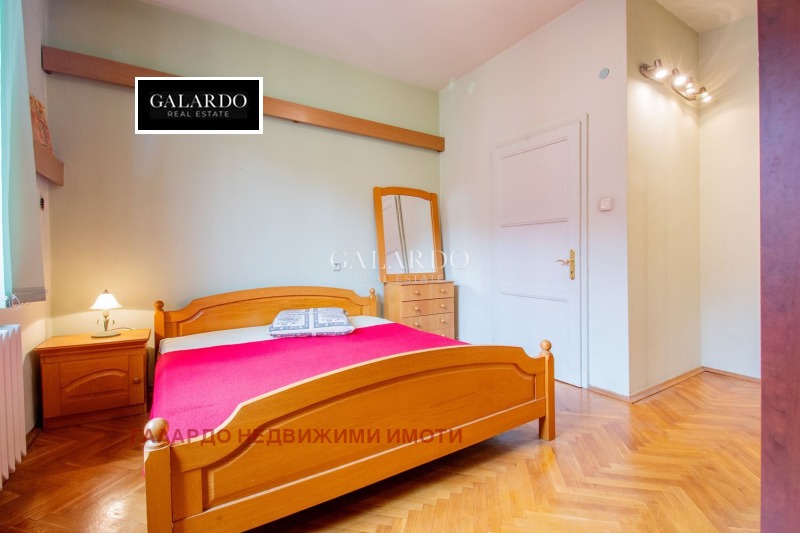 Продава 3-СТАЕН, гр. София, Център, снимка 5 - Апартаменти - 53385366