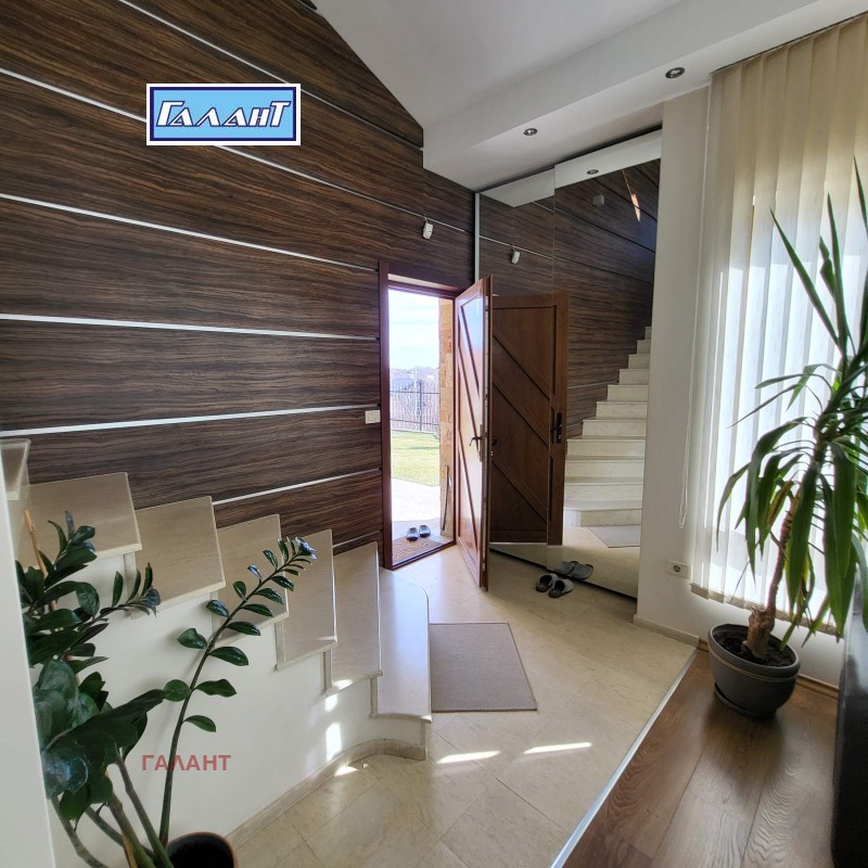 Продава КЪЩА, гр. Варна, Изгрев, снимка 3 - Къщи - 52602683