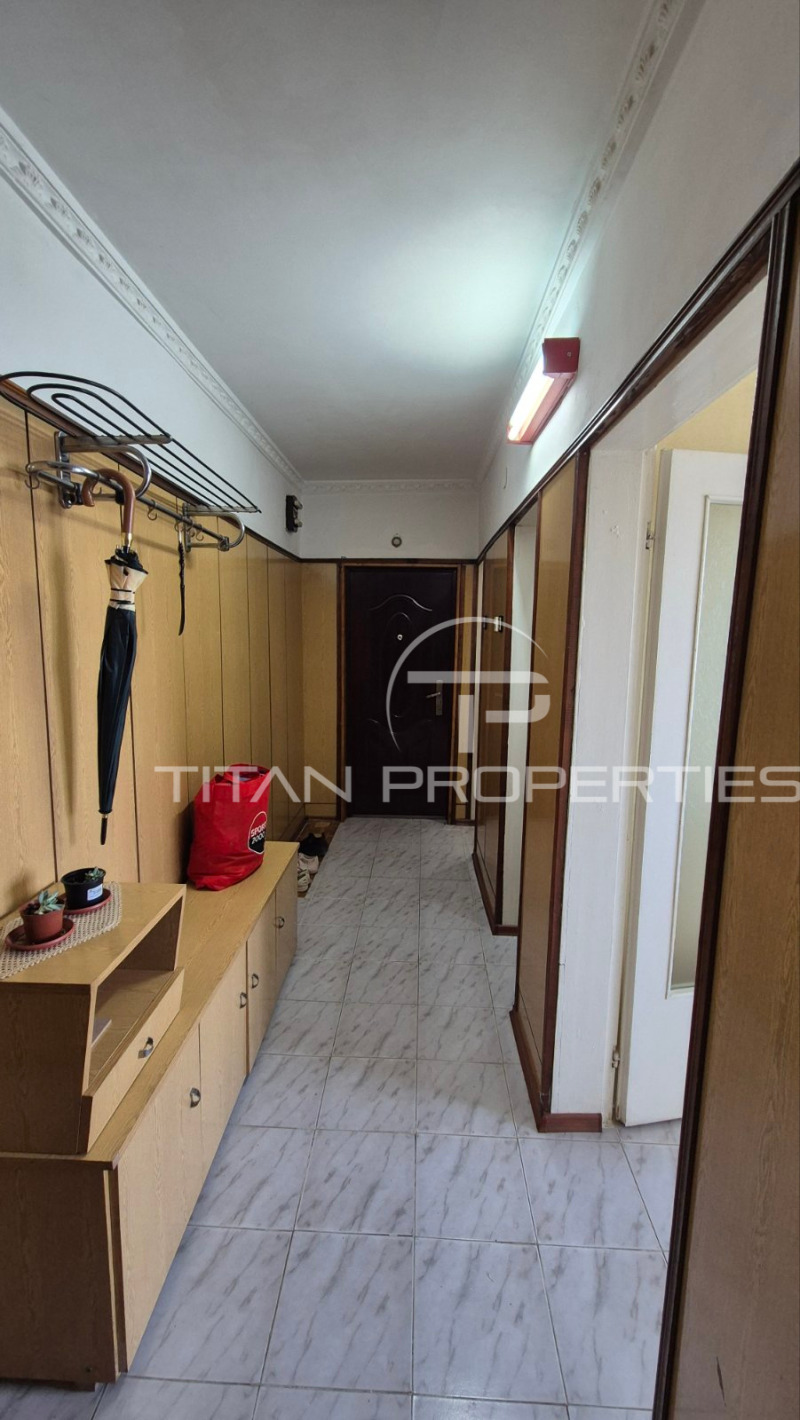Продава  3-стаен град Пазарджик , Запад , 84 кв.м | 54219996 - изображение [8]