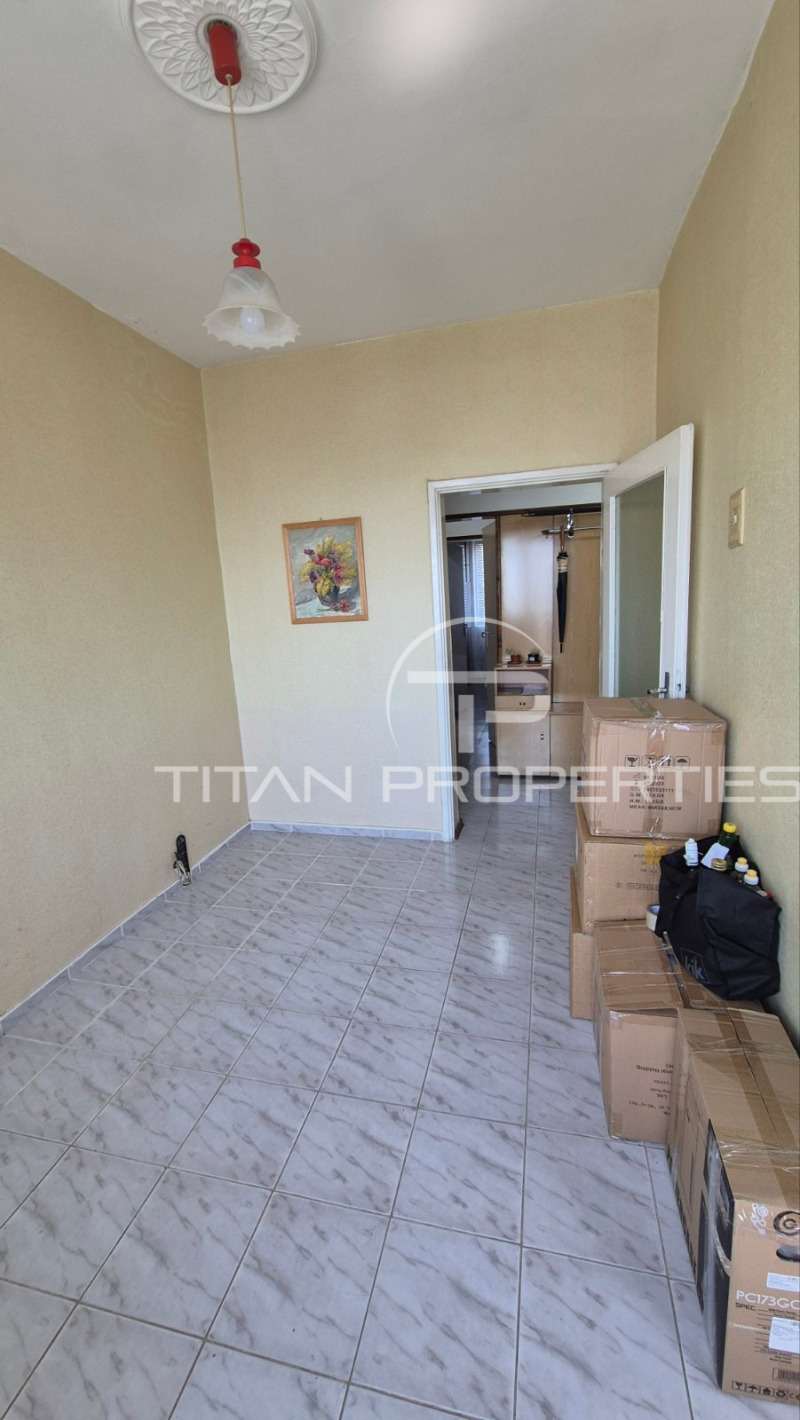 Продава  3-стаен град Пазарджик , Запад , 84 кв.м | 54219996 - изображение [9]