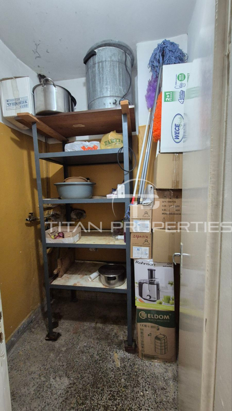 Продава  3-стаен град Пазарджик , Запад , 84 кв.м | 54219996 - изображение [12]