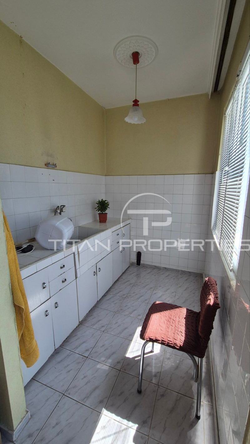 Продава  3-стаен град Пазарджик , Запад , 84 кв.м | 54219996 - изображение [10]