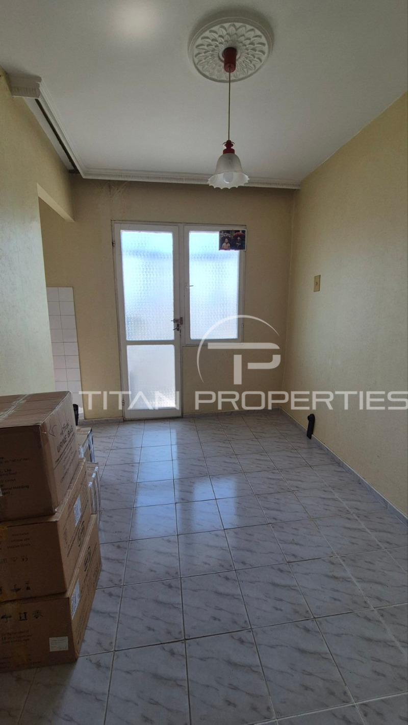 Продава  3-стаен град Пазарджик , Запад , 84 кв.м | 54219996 - изображение [11]