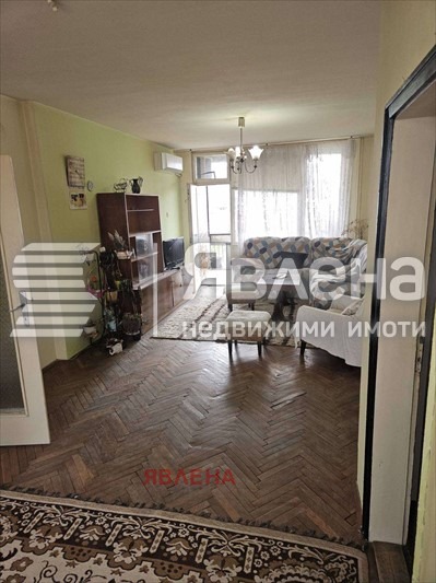 Продава 3-СТАЕН, гр. Пловдив, Южен, снимка 2 - Апартаменти - 52924491