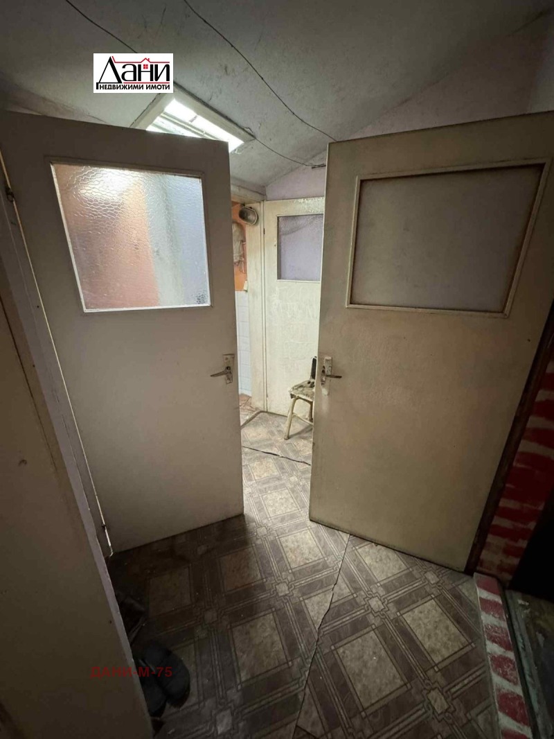 Продава  Многостаен град Шумен , Болницата , 120 кв.м | 96319735 - изображение [8]