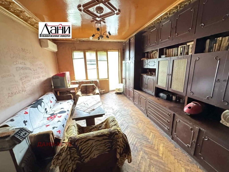 Продава  Многостаен град Шумен , Болницата , 120 кв.м | 96319735 - изображение [3]